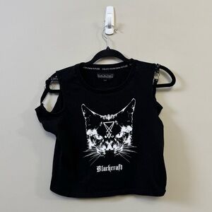 BlackCraft open shoulder short sleeve cat graphic crop top